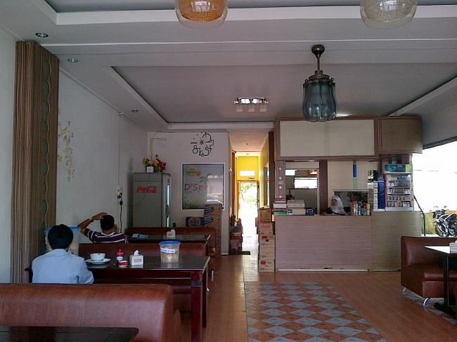 Nikmatnya Sop Tulang DSpring Cafe Batam Centre